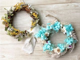 季節に合わせて、素敵なリースを作りましょう!(季節や入荷状況により、花材は変わります。)