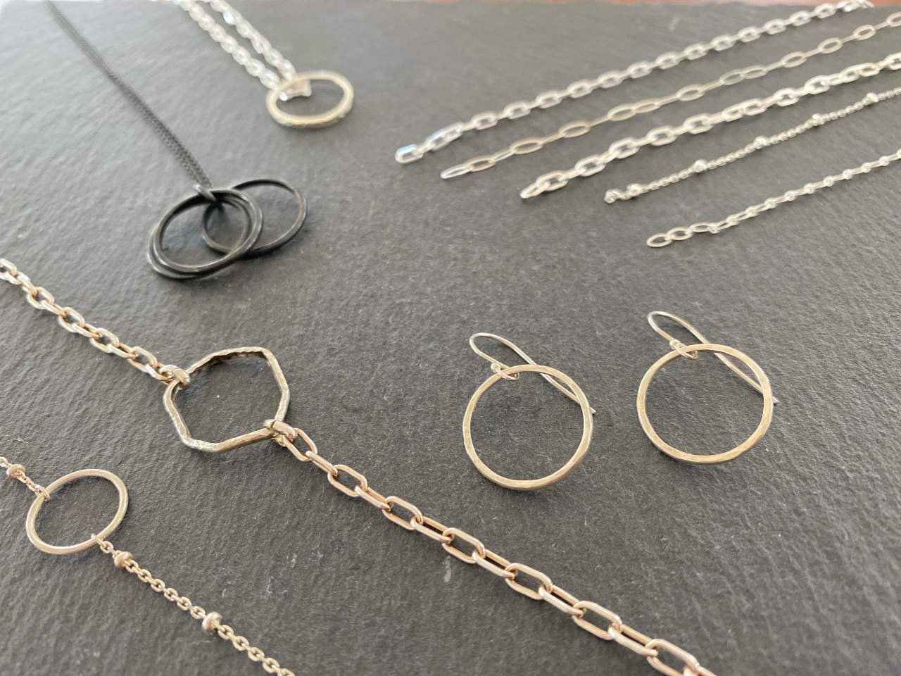 IvVƂă`F[⑼̑gp[cpӂĂ܂̂ŁAlbNXsAXAuXbgȂǃOȊÕACe\ł