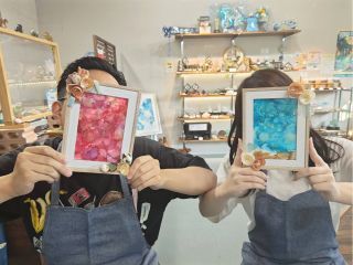 好きな色や推しカラーを使ってアート体験!