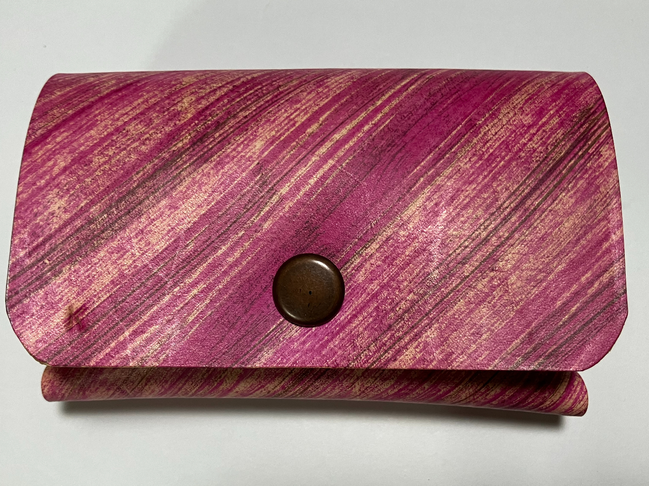 vD݂ɐFč܂BɃCjV̍łB{^zbN̐FIׂ܂B