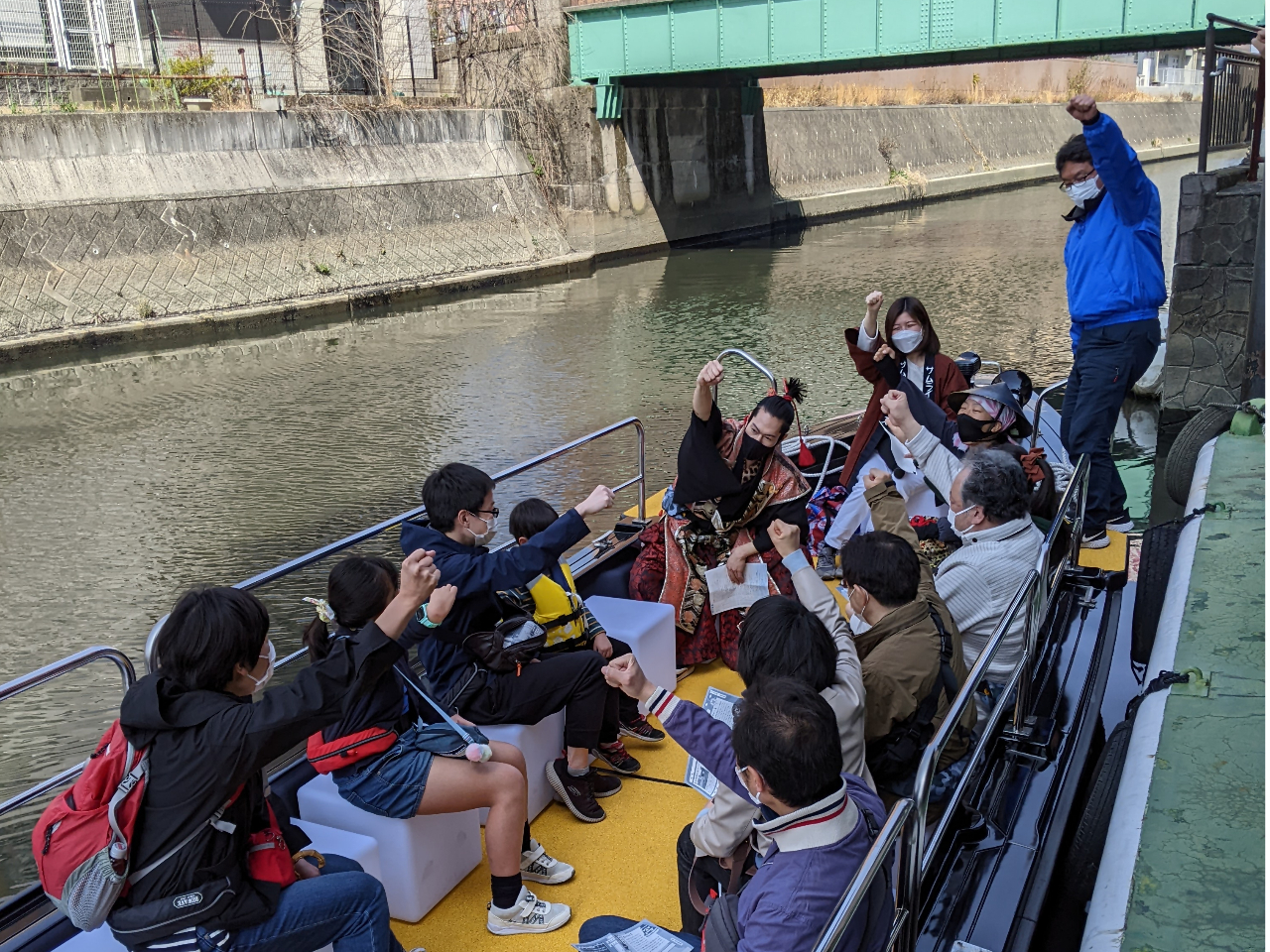 �D�ɂ͉������Ȃ��̂Ōi�F���L���C�Ɋy���߂܂��I