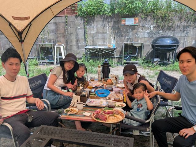 新しいテントサイト。駐車場からすぐ