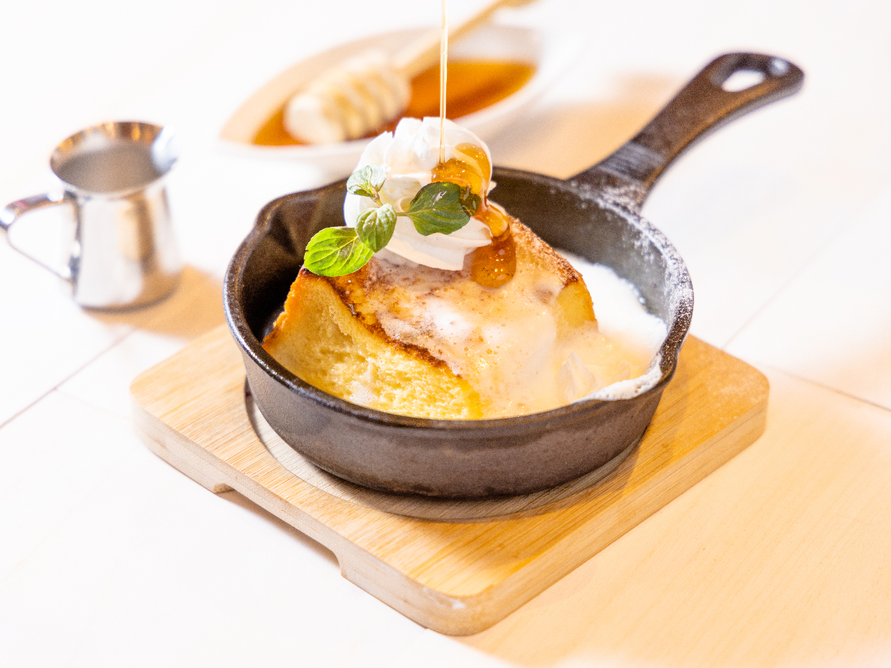 和洋朝食ビュッフェ ピザ窯で焼くフレンチトースト 地元の逸品を集めた おらが町の粥 シェフがその場で作るオムレツなど ホテル自慢のモーニング で素敵な朝を ホテルウィングインターナショナルプレミアム東京四谷 レストランbistrow じゃらん遊び体験