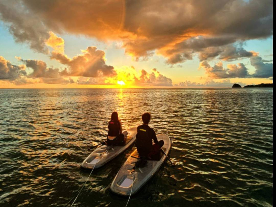 石垣島/夕日】ドローン撮影無料！サンセットクリアSUPツアー【データ