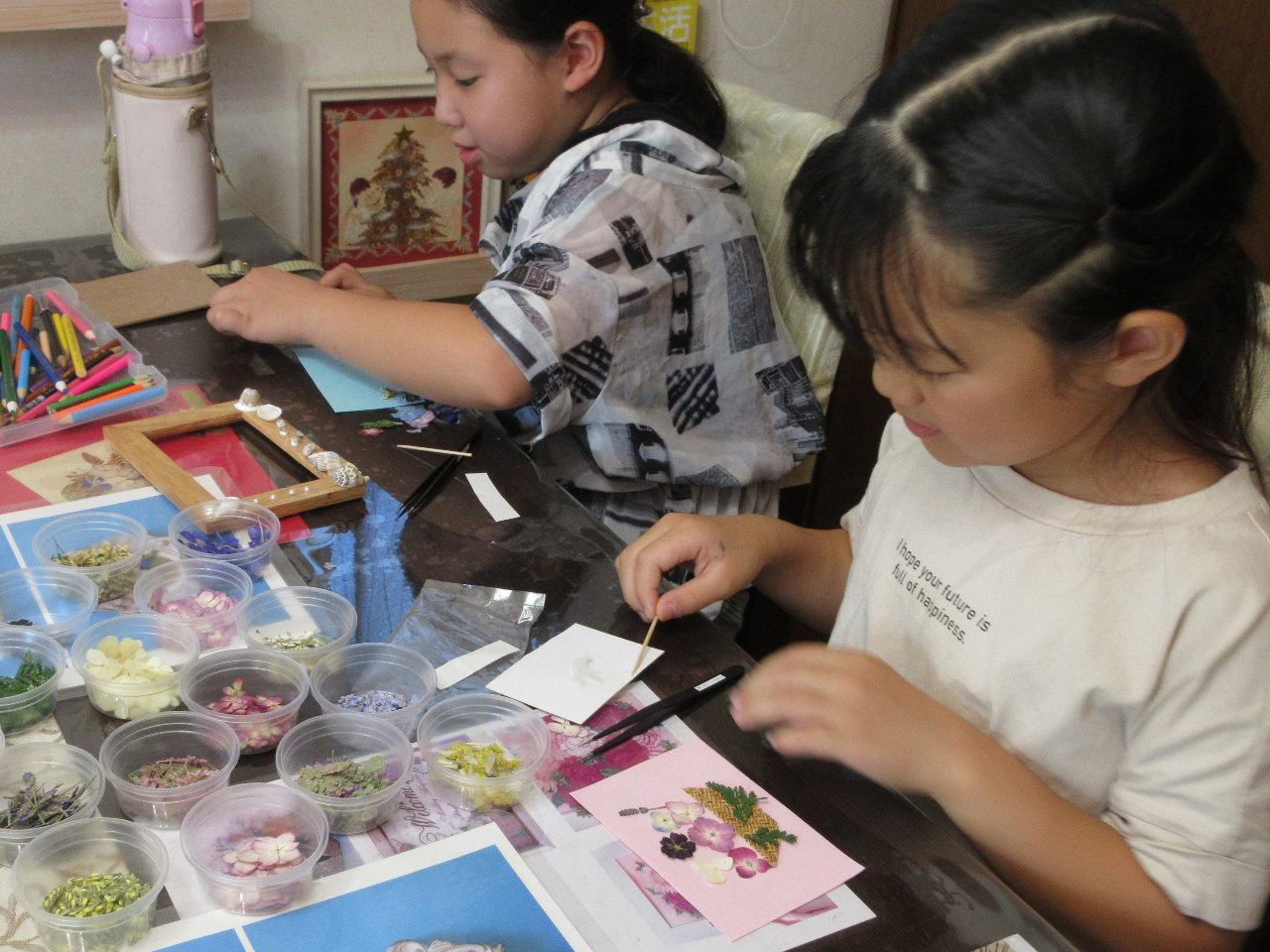 �����ԍ�i�̐��쒆�̗l�q�ł����f�U�C�������߂��肨�Ԃ�I�񂾂�E�E�E���ꂱ��l���邱�Ƃ��y�����ȁI