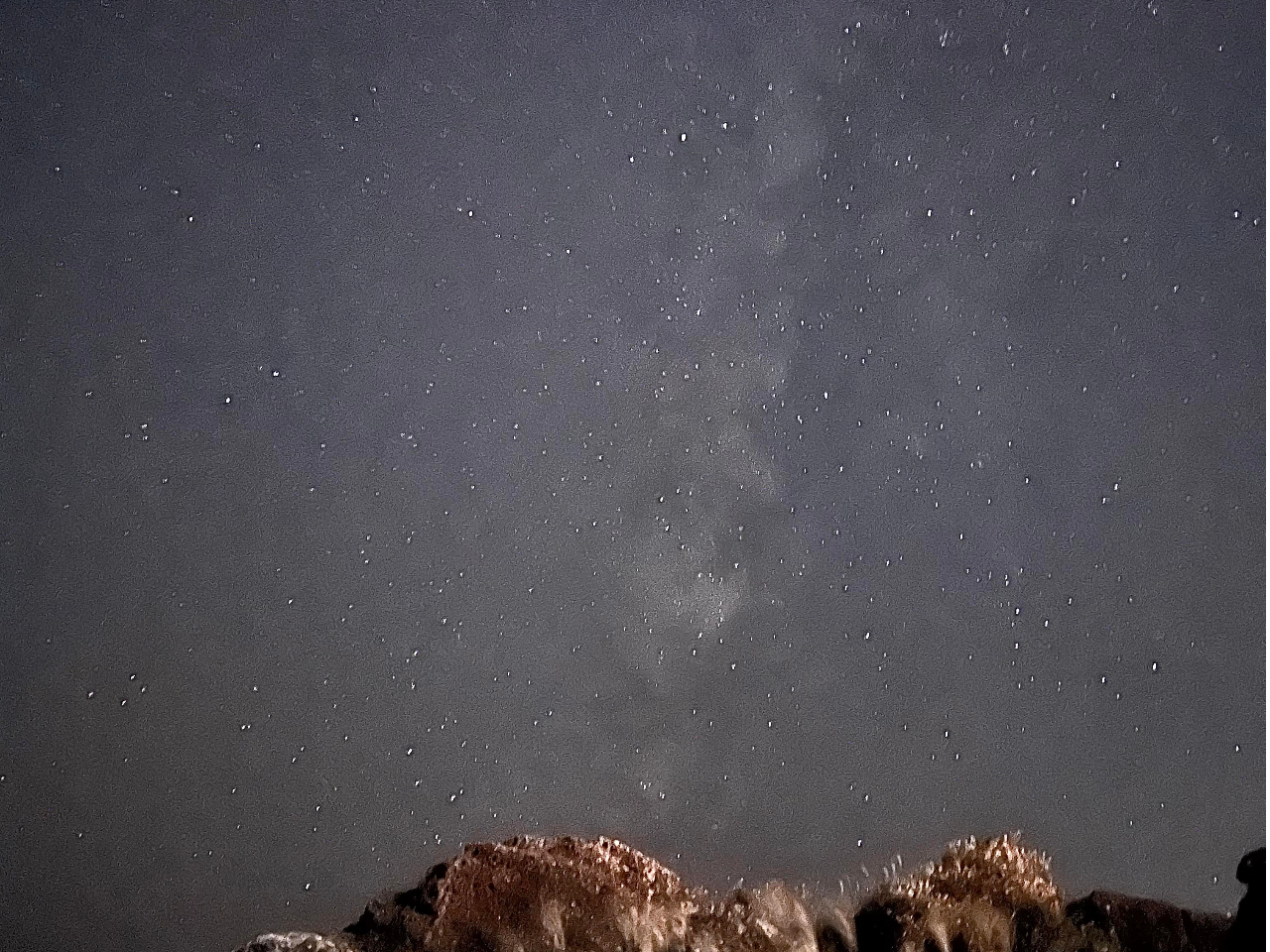 �P�N��ʂ��ēV�̐�͓���Ŋϑ��ł��܂�