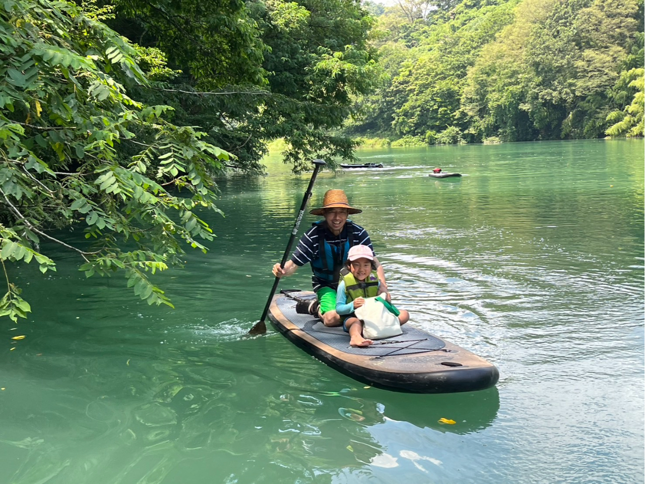 とまと　特大sup 家族で楽しめます リバーSUP 大自然に囲まれたタロフォフォ川でのんびり水上散歩+
