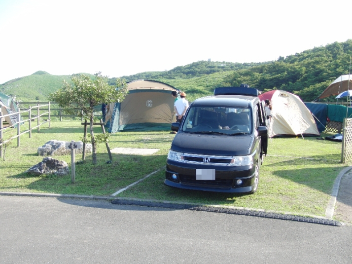 L10m~10m@S11 ׂ̋Ƃ̊Ԃɍ򂪂AƑAC˂Ȃ߂܂B 