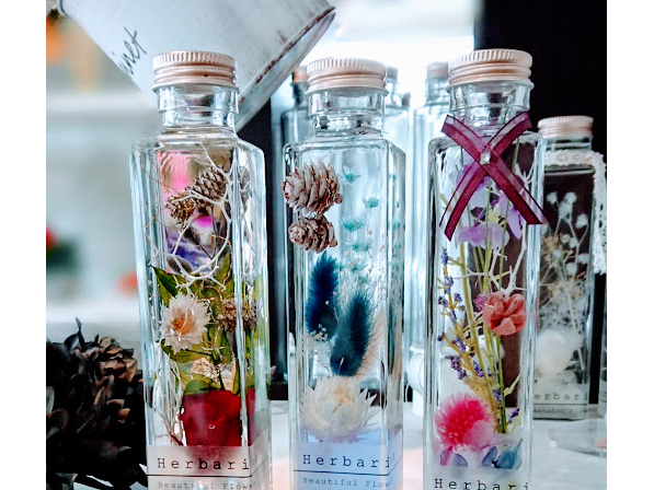 【ハーバリウム作り】数種類のお花・瓶から自由にセレクトOK♪手ぶら&当日持ち帰り...