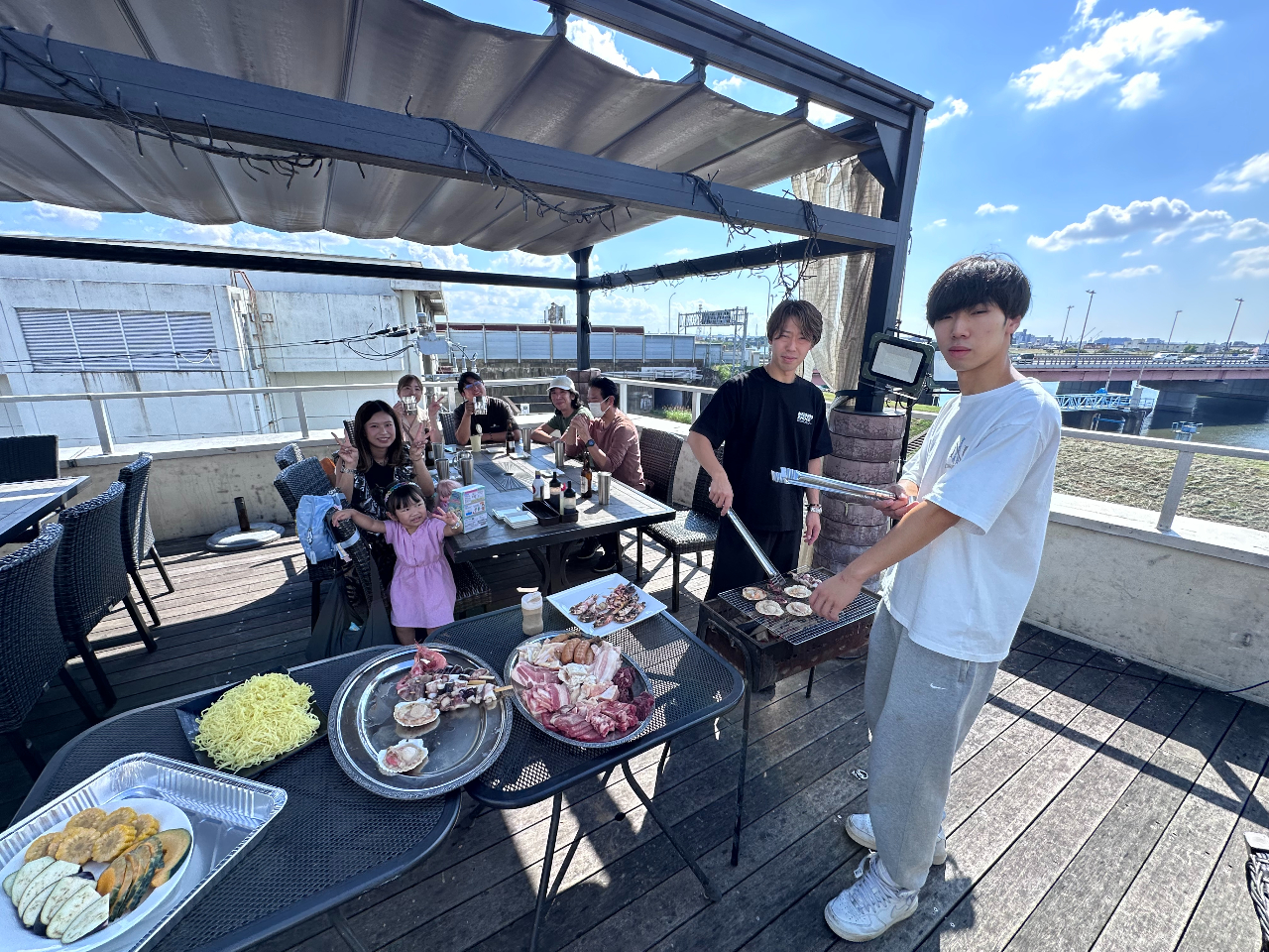 BBQHށARKXg̃j[̒ǉôłqlAłS