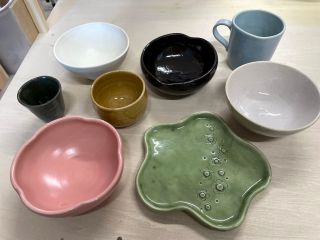 お茶碗やカップ、お皿などをお好きな形で!