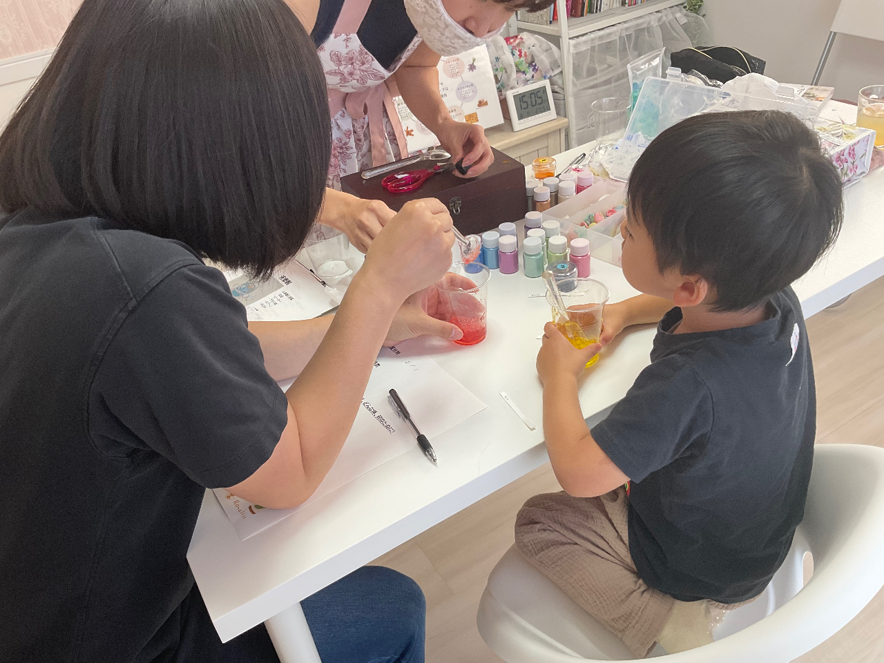 千葉 船橋 親子で楽しむ親子アロマクラフト体験 お子様も一緒に作品作りが楽しめます 女性 ファミリーオススメ Rosalin じゃらん遊び体験 千葉 船橋 親子で楽しむ親子アロマクラフト体験 お子様も一緒に作品作りが楽しめます 女性 ファミリーオススメ Rosalin じゃらん遊び体験