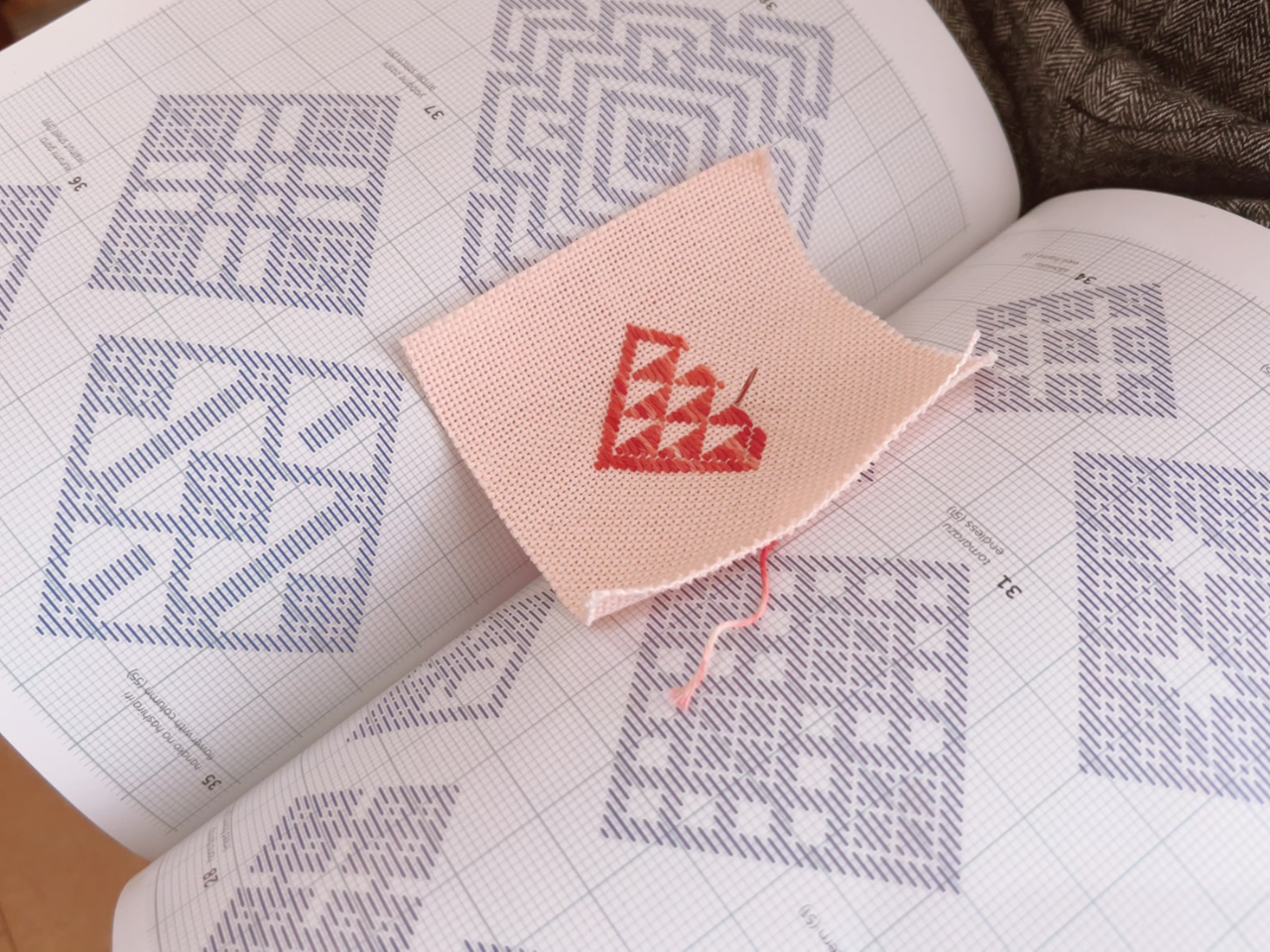 津軽名品の「こぎん刺し」に挑戦してみませんか?