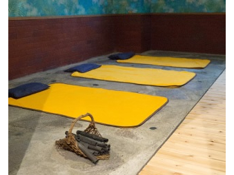 【横川温泉 中野屋旅館】岩盤浴(低温サウナ) 低温のため、お子様からお年寄りまで安心して入浴できます。健康増進してみてはいかがでしょうか??