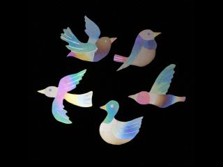 お好きなモチーフでオリジナルのブローチが作れます。