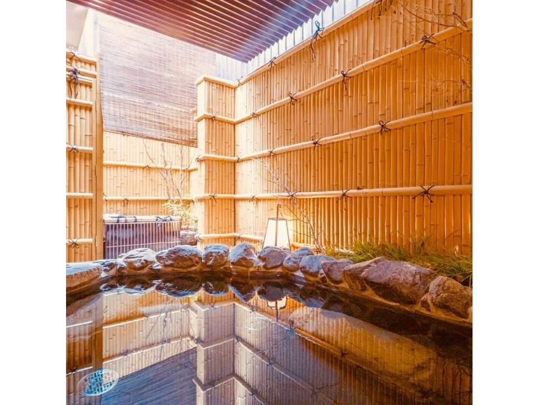 嗁͘IVCt􁦑嗁E͓ƂŒjւłBڍׂQRR[h育mFB