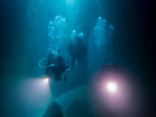 アドバンスドオープンウォーターダイバー講習の様子です。