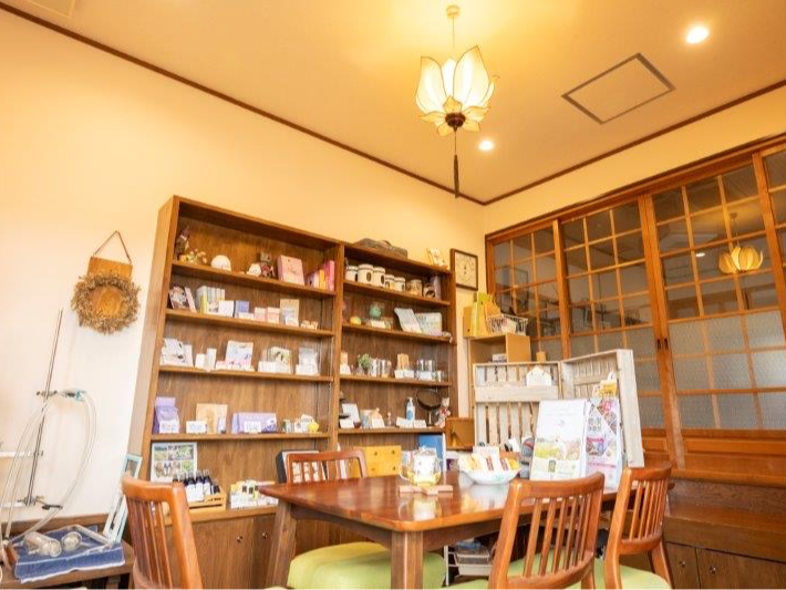 �T���������̎ʐ^�ł��B�����ŋ������J�Â��Ă��܂��B