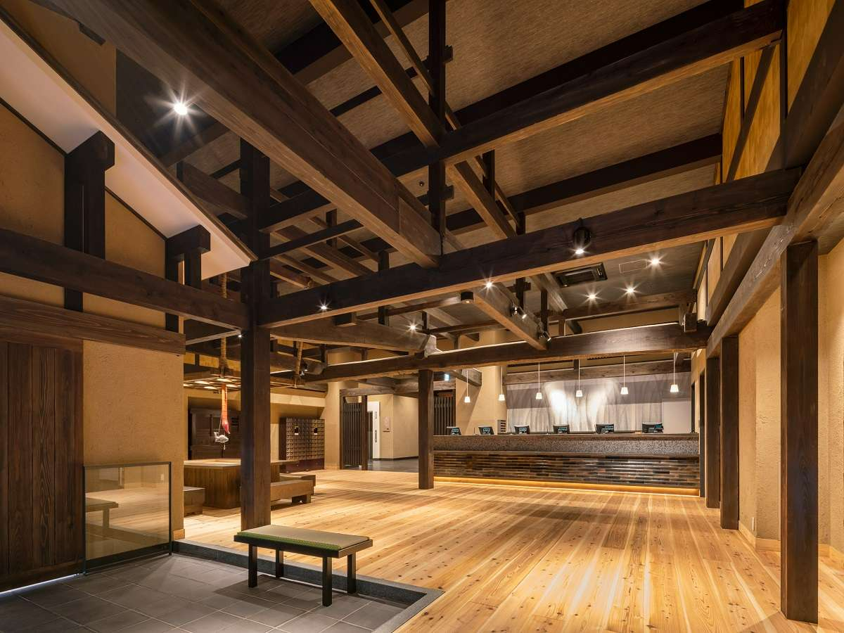 ytgEz؂̉Ԃ̓ւ悤BGgX𔲂ƁAfUC̒ŏΊ̃X^btF܂o}܂B