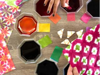 すてきな旅の思い出作りに。和紙の里・山梨で、自分だけの染め和紙を作ってみましょう!