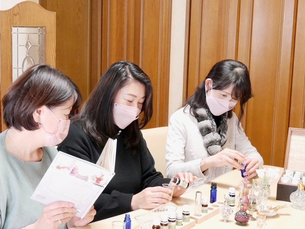 �L���ȍ���ɕ�܂�Ă��낮�����̂ЂƂƂ��B