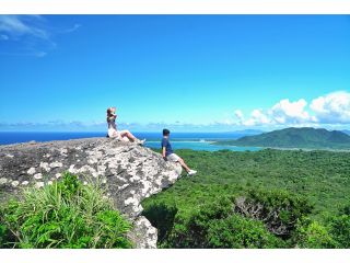 大人気のヤラブ半島と川平湾巡り!海だけじゃない石垣島の山と自然の魅力体験ツアー ☆垣島の歴史あるジャングルスポットの下には見逃せない川平ブルー♪