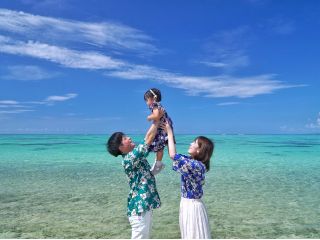 観光気分でとっておきの絶景スポットを回りながら 石垣旅行の想い出に残るロケーションフォトを 撮影できるお手軽フォトツアー♪