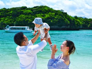 フォトジェニックな川平湾の自然が素敵♪ 島の風が気持ちいい!のんびり散策を楽しもう♪☆感動の瞬間を心に残すのは写真です!『新感覚アドベンチャー』体験スタート!