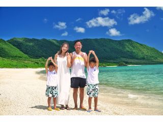 ♪お友達・カップル・ハネムーン・ファミリーや女性におススメ ♪南の島でワクワク気分満喫のバケーションタイム ♪blueに輝く海と大自然のポイントにて記念写真!