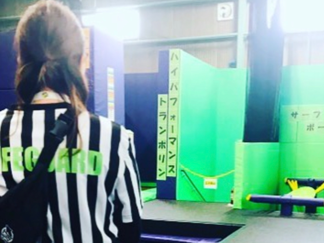 ★ライフガード★  館内で楽しく安全にお過ごしいただけるようスタッフを配置しています。