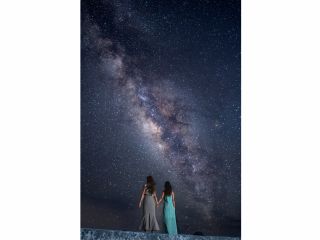 お友達と最高の思い出を満点の星空で撮影しましょう。
