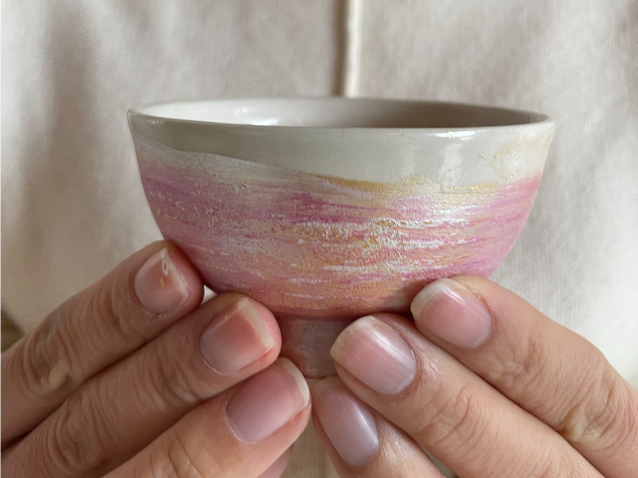 お茶を飲みながらごゆっくりお過ごしくださいませ。