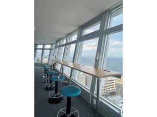 16階 ハーバービューPCカウンター