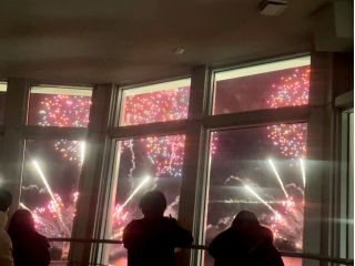 展望台からの花火大会の様子