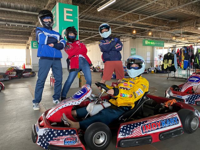 RENTAL KART RACING!