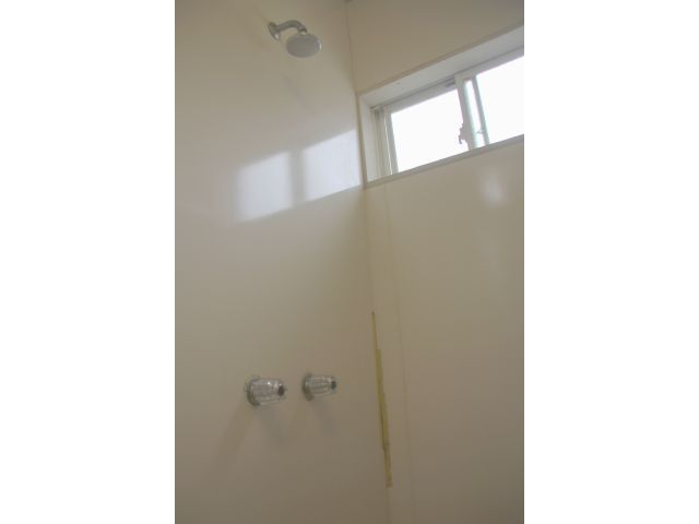 ダイビング後は温かいシャワーを浴びることが出来ますので安心です!(お着替えとタオルはご持参ください)