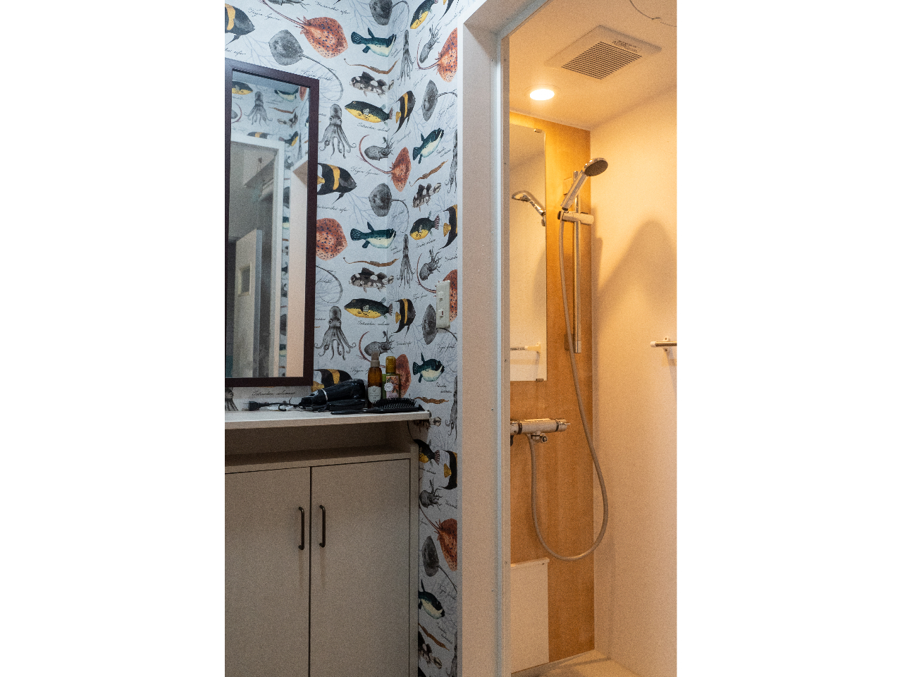 シャワー、更衣室完備