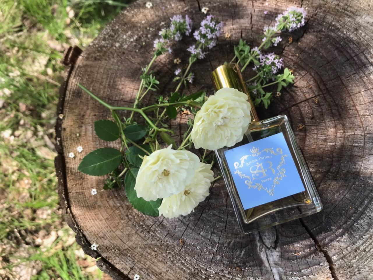 世界に一つとなる自分だけのアロマ香水作り。どんな香りを作っていきたいのか、しっかりとイメージを明確に意図していきましょう。