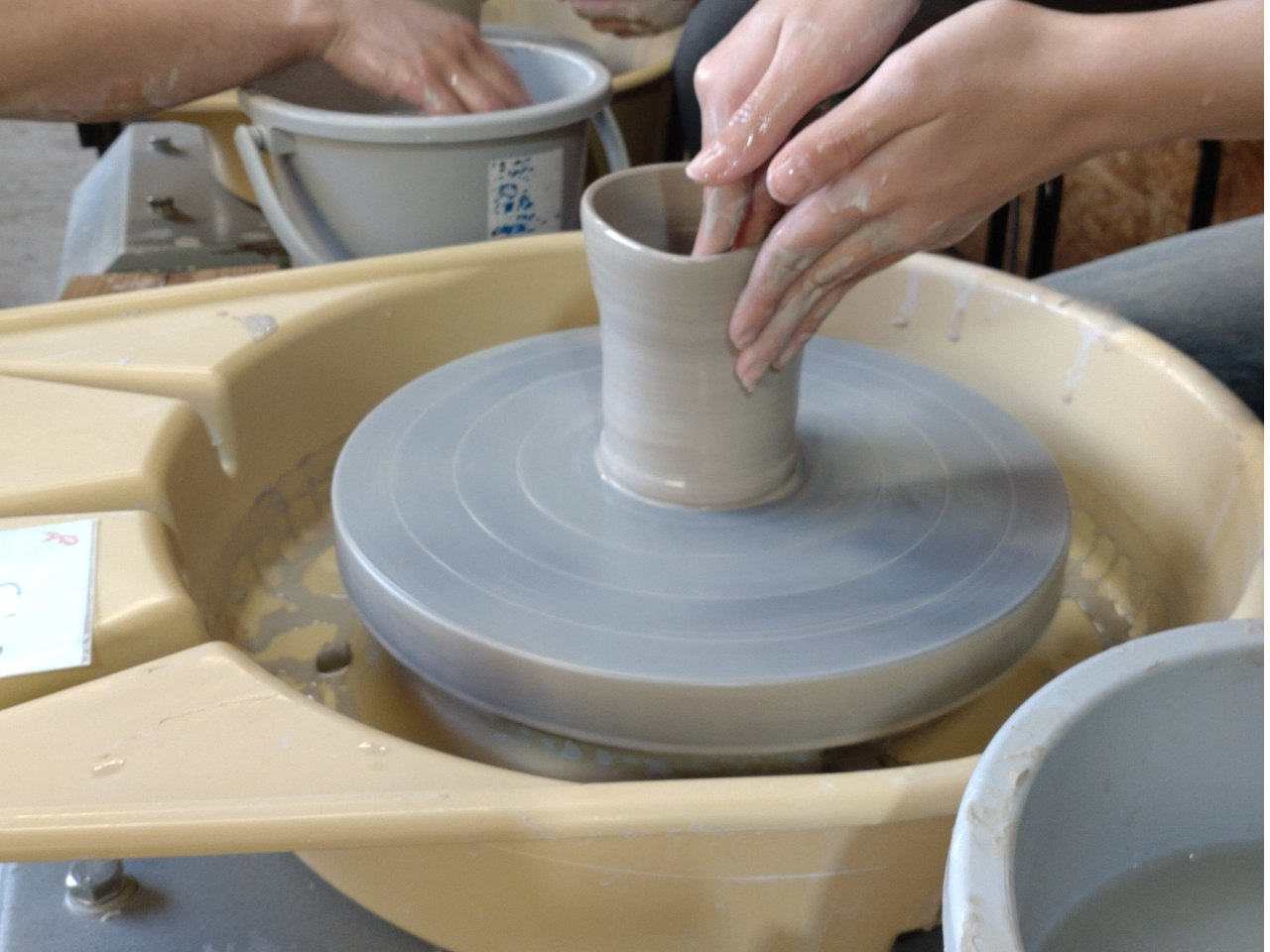 \毎日開催/ サクッと陶芸体験 少量コース 500g 電動ろくろでオリジナル作品...