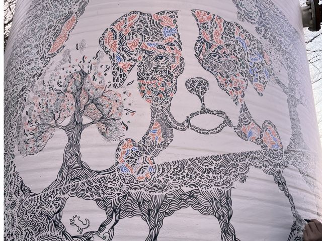 デザイナーさんによるウォールアート。地球、生物、自然と、メッセージが込められた、プティパのシンボル的存在♪