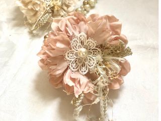 ふんわりコサージュピンク