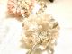 ふんわりコサージュベージュホワイト