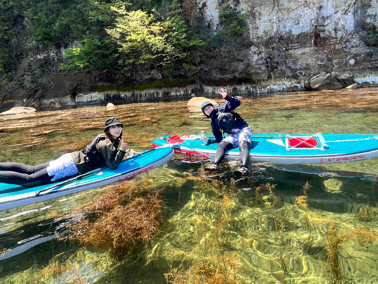 x̍RfBV̓ɂ̓TbvĂ邩̂悤Ȏʐ^B܂IC̒ɏZސ̊ώ@o܂I