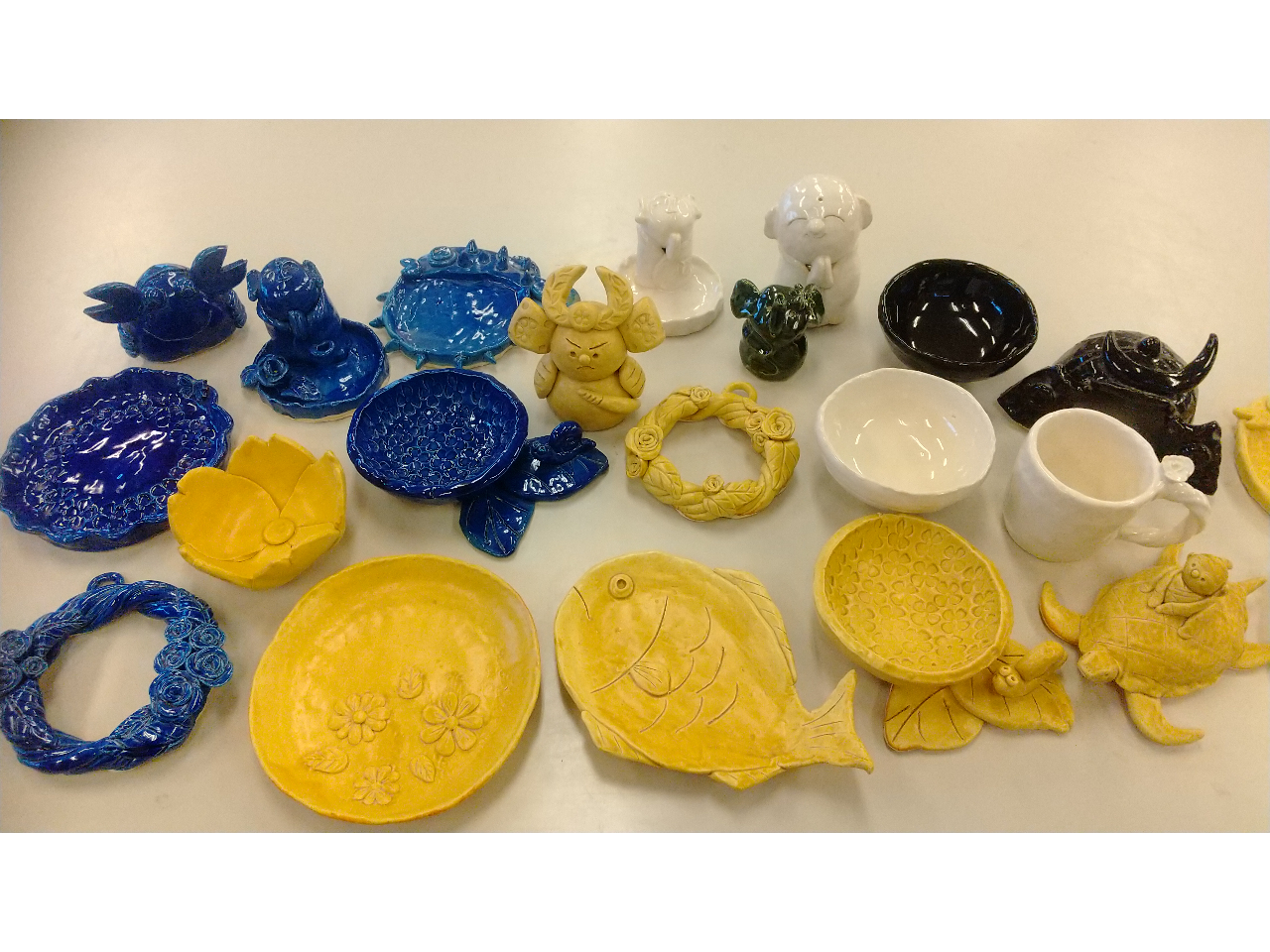 常滑・陶芸体験】陶土400g♪手びねりコース【カップル・ファミリーに