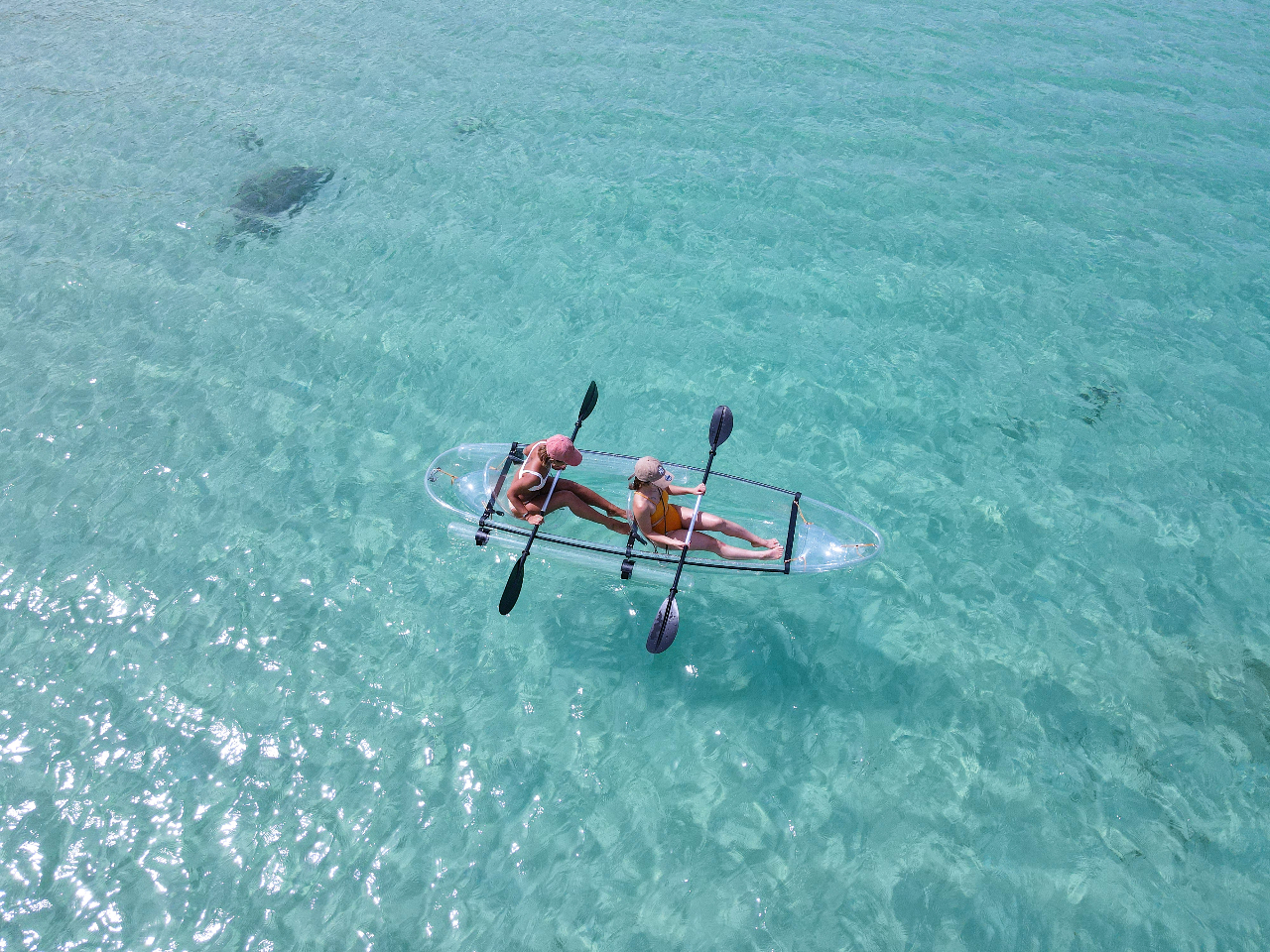 ܂ŐʂɕĂ邩̂悤ȑ̌