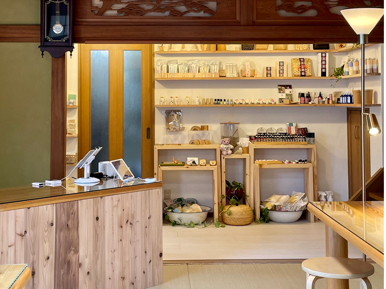 ����̌��X�y�[�X���ɂ́u���s����ڂ��v���i�����p�ӂ��Ă��܂��B���s�y�Y�̂������������킹�Ă��y���݂��������O�O