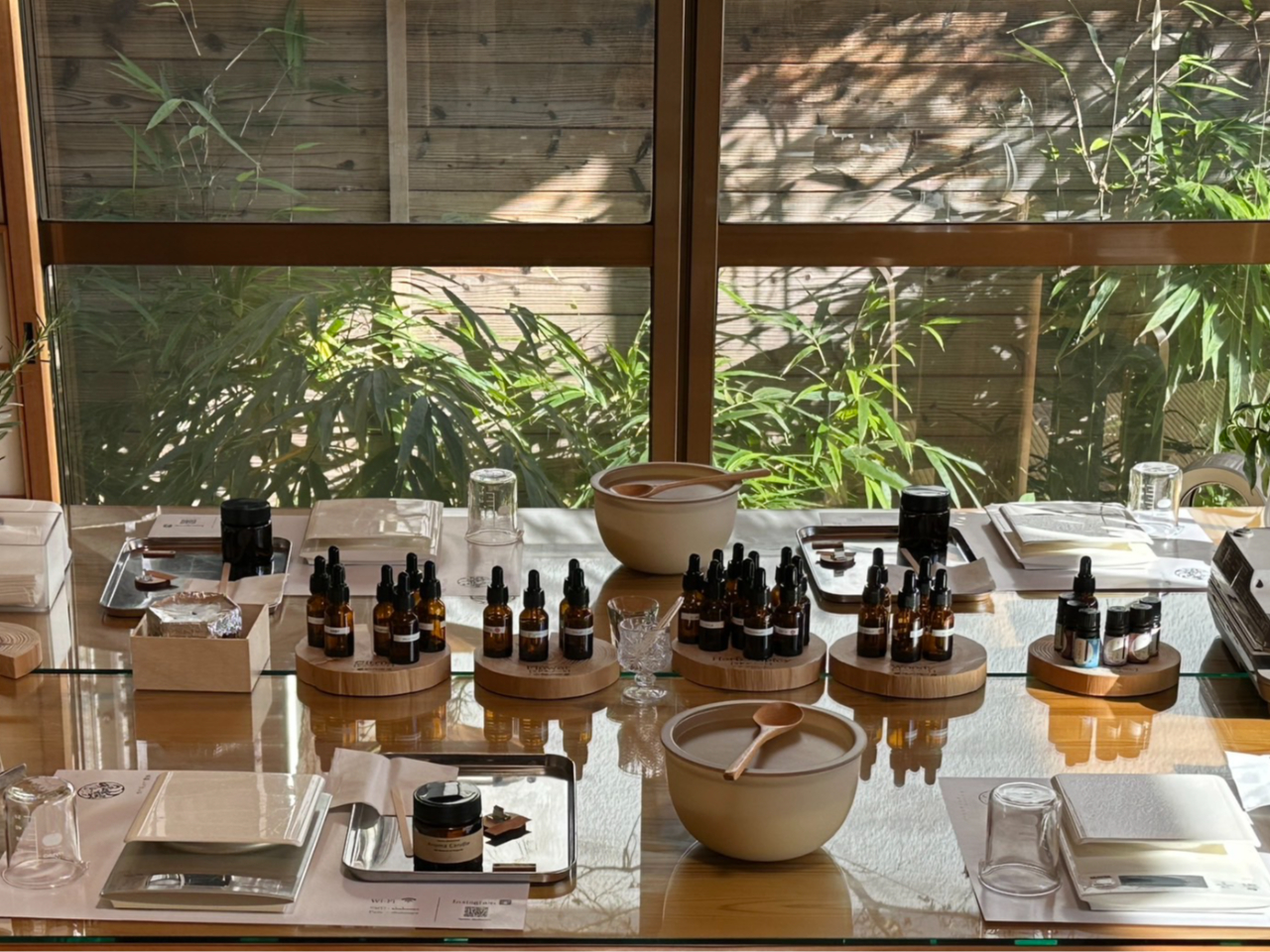 ���s�炵���u�a�v�̕��͋C�ɖ�����Ȃ������̌������y���݂����������i�ʐ^�̓L�����h���̌��̗l�q �j