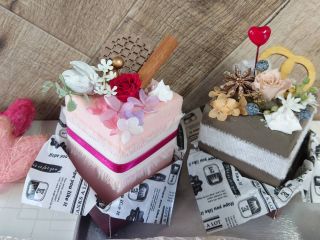 作って楽しい!見てカワイイ!!あなただけのオリジナルケーキを作ってみてくださいね!!