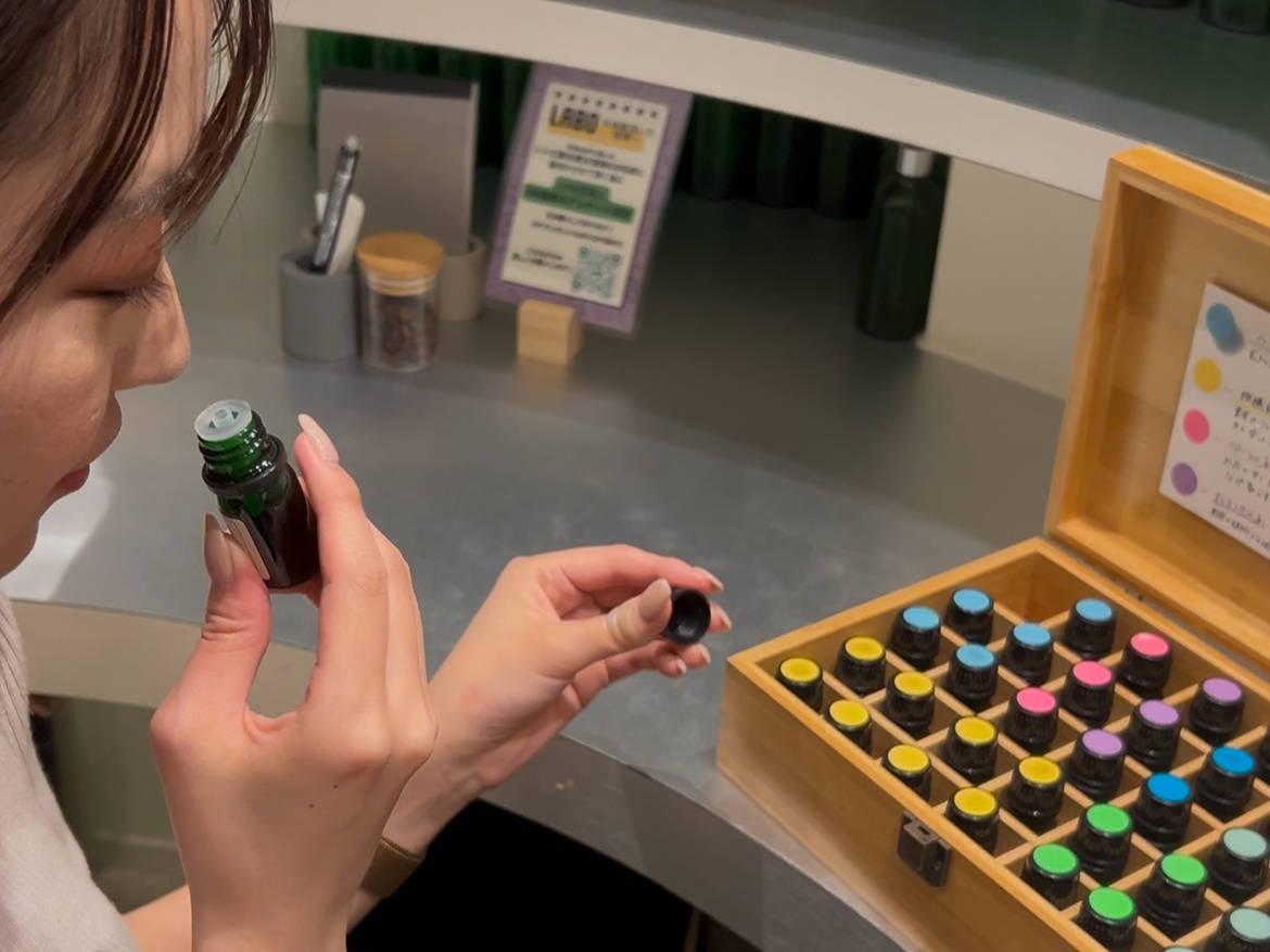 IAromam̑gݍ킹AzA܂ sĂ܂