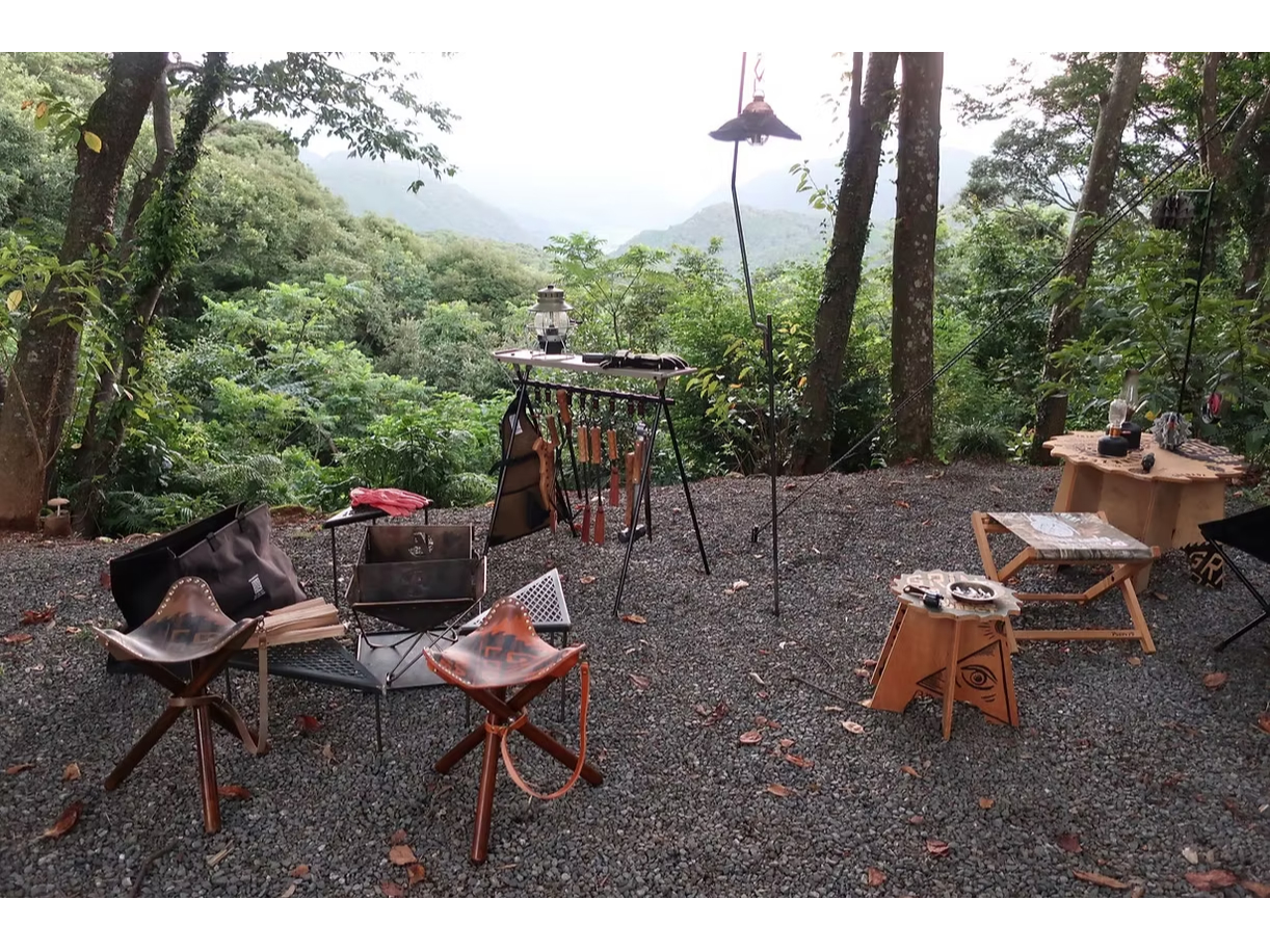 ̂TCgFfGȃCAEgŐS䂭܂܂ɂ났